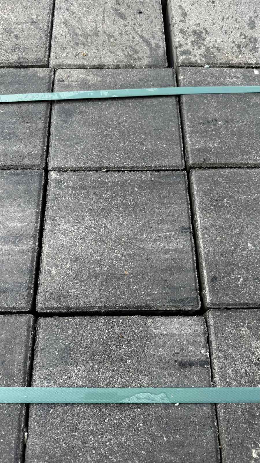 PLOCA ELEGANCE Dimenzija 20x20 d=8 cm 1