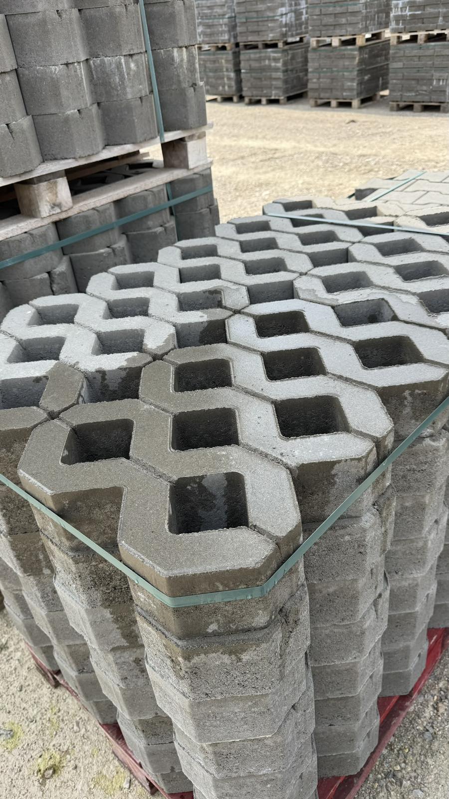 PLOCA RASTER Dimenzija 60x40 d=10 cm 3